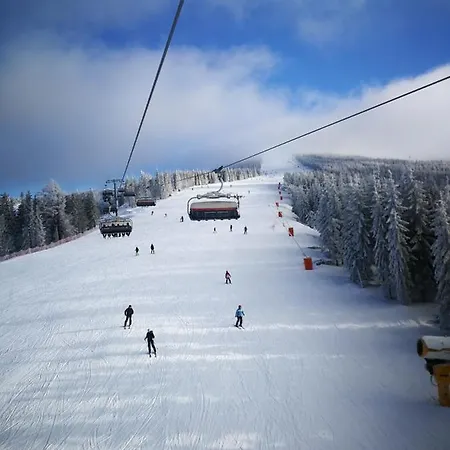 アパート Mountainski